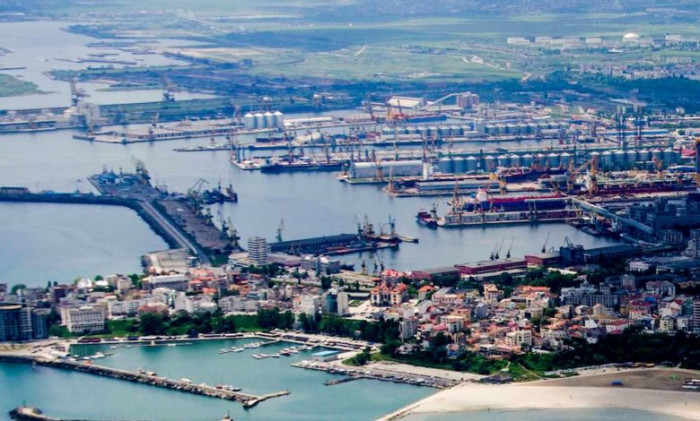 Румынский порт Констанца в случае закрытия зернового коридора сможет перегрузить 12 млн тонн зерновых