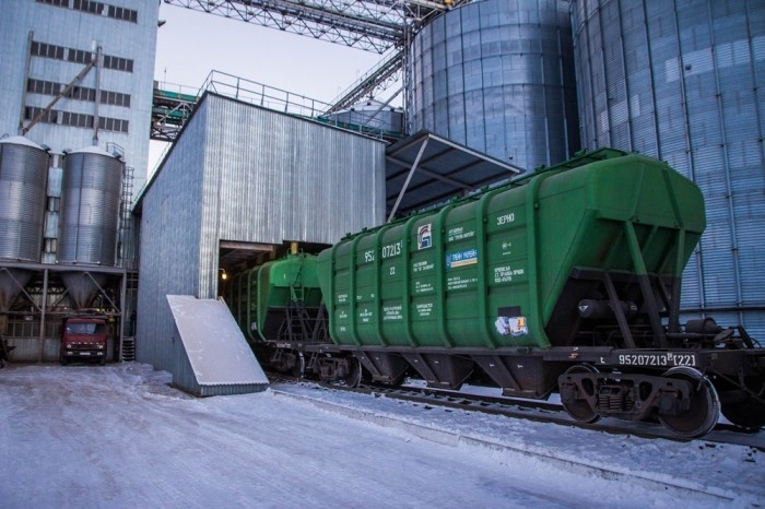 16 grain transshipment terminals operate on the western border of Ukraine