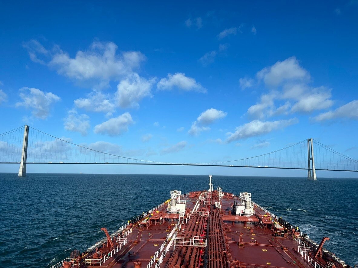 US TRADE REPRESENTATIVE AND CHINESE RESPONSIVE MEASURES COMING TO THE FOREIGN AREA US TRADE REPRESENTATIVE AND CHINESE RESPONSIVE MEASURES COMING TO THE FOREIGN AREA