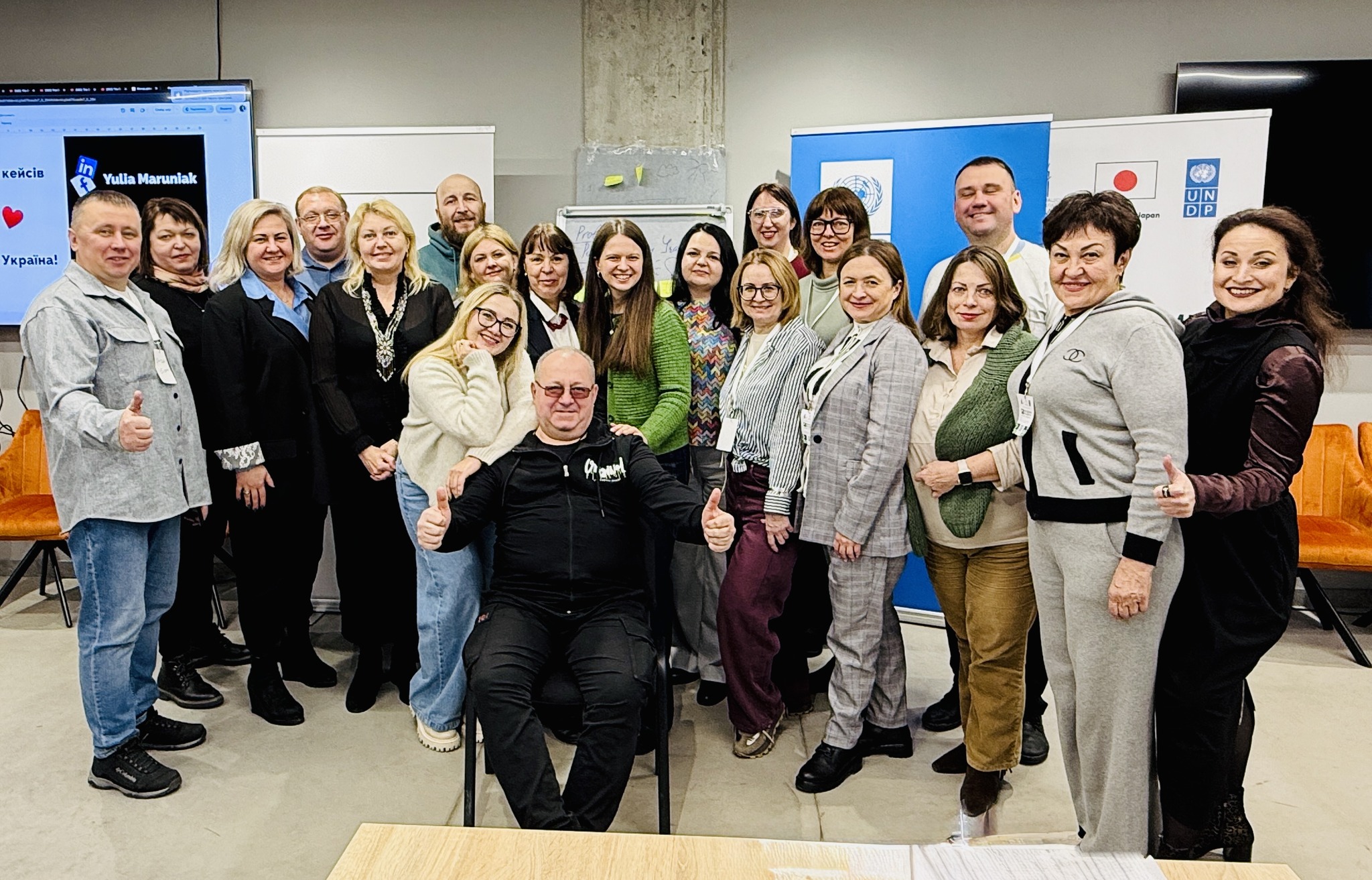 DESIGN THINKING, STRATEGIZING AS A DEVELOPMENT AND BRAND TOOL FOR BUSINESS ASSOCIATIONS DESIGN THINKING, STRATEGIZING AS A DEVELOPMENT AND BRAND TOOL FOR BUSINESS ASSOCIATIONS