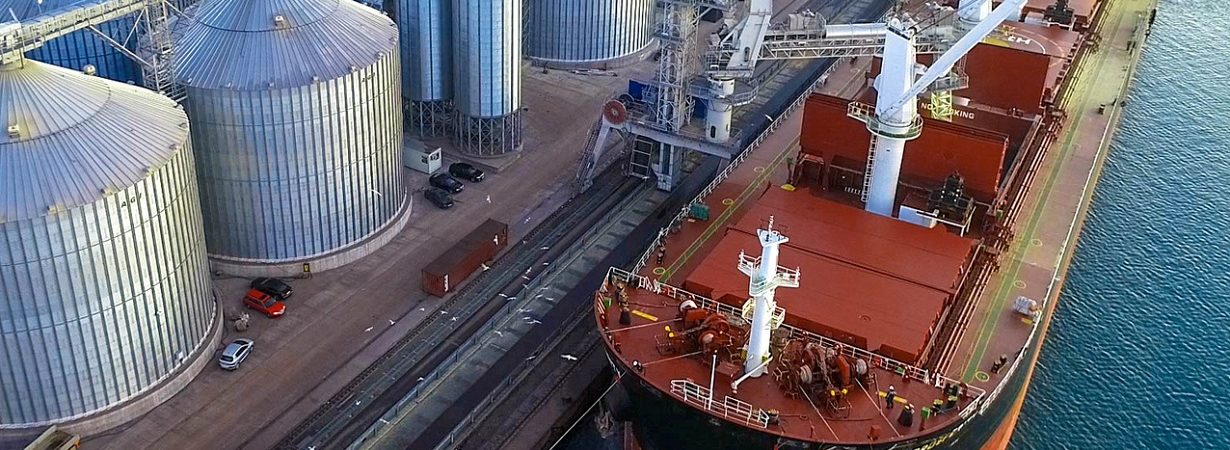 Железнодорожники Украины и Румынии надеются на сохранение транзита зерна в порт Констанца