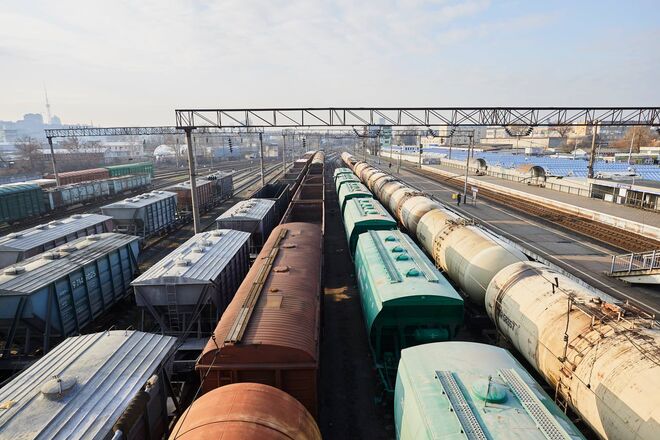 МИУ хочет запустить с 2022 года программу лизинга грузовых вагонов для УЗ