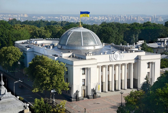 Рада приняла первый из трех законопроектов об индустриальных парках