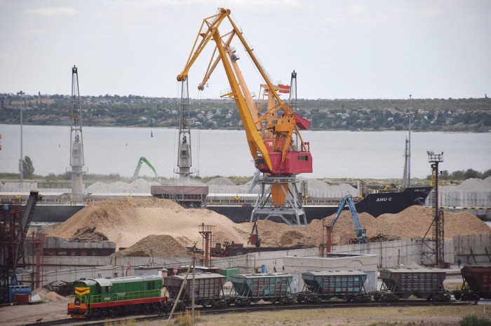 Украинские порты по итогам 10 месяцев показали максимальную динамику перевалки за 6 лет