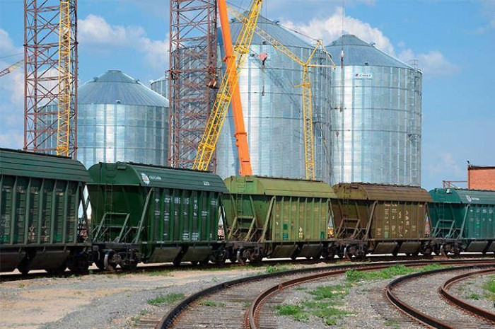 Литва готова помочь Украине экспортировать по железной дороге до 1 млн тонн зерна