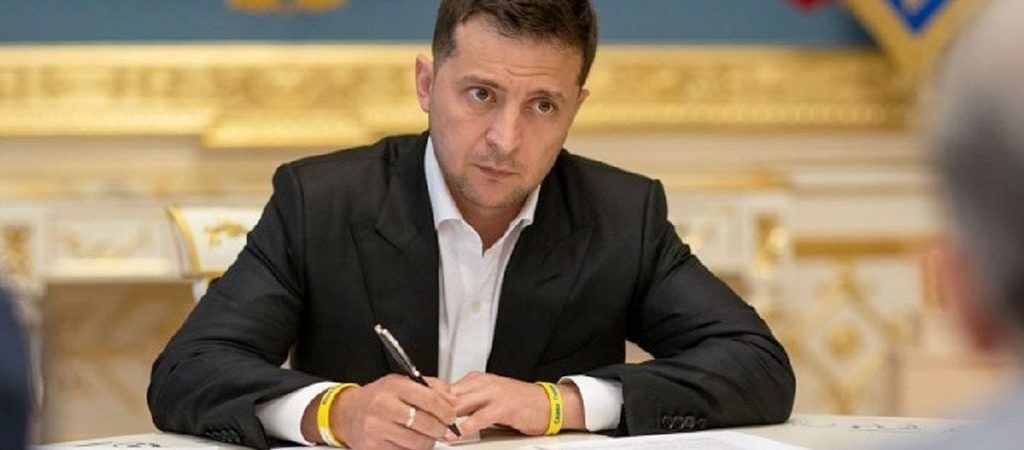 Зеленский подписал закон об «инвестнянях»