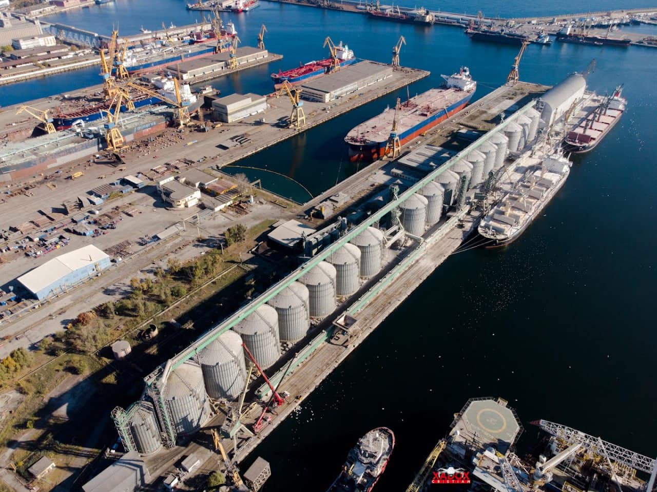 The first UDP caravans with European grain are preparing for unloading in Constanta!