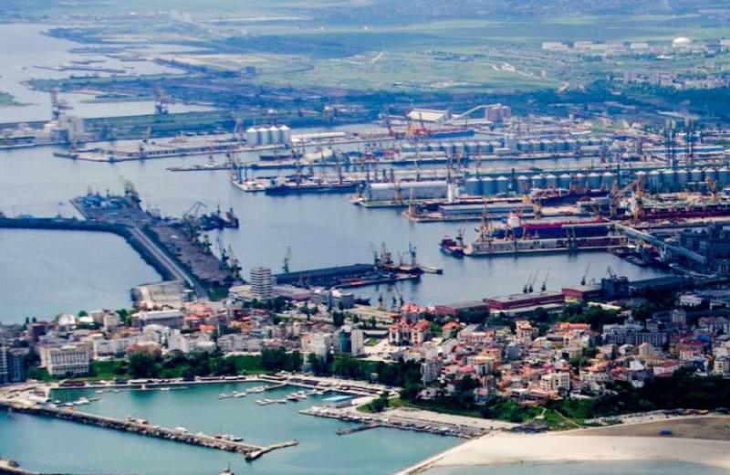 В РУМЫНСКОМ ПОРТЕ КОНСТАНЦА ЗАЯВИЛИ О ГОТОВНОСТИ В дальнейшем ВЫВОЗИТЬ УКРАИНСКОЕ ЗЕРНО И ДРУГИЕ ГРУЗЫ НА ЭКСПОРТ